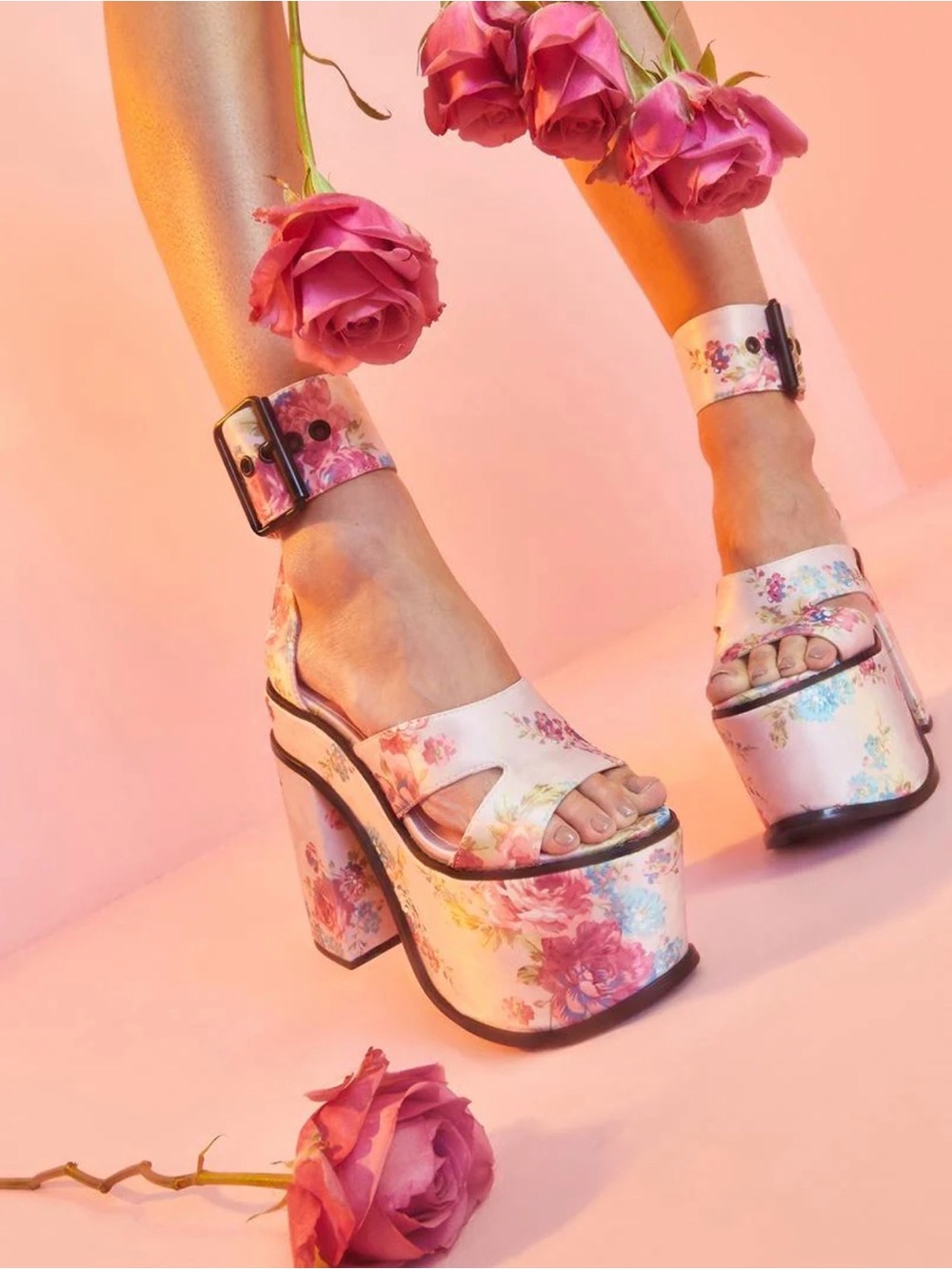 Dolls Kill Sugar THRILLZ Angel Platform Shoes Heels Size 9